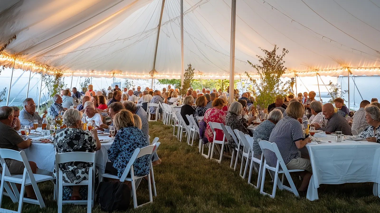 How to Plan a Catered Cleveland Clambake This Fall How to Plan a Catered Cleveland Clambake This Fall